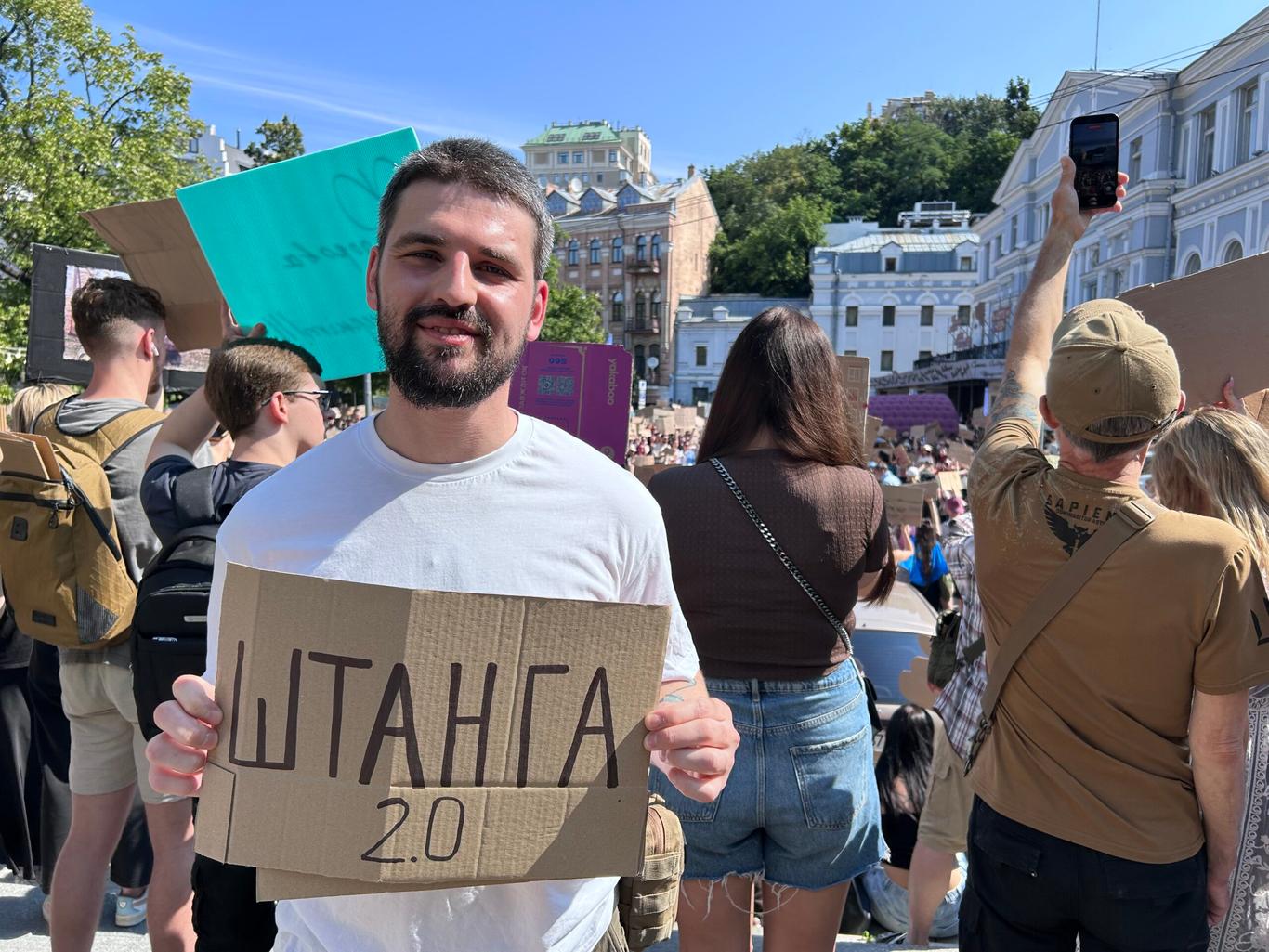 Якщо влада продовжить ігнорувати суспільство, то може статися соціальний вибух, — Козятинський