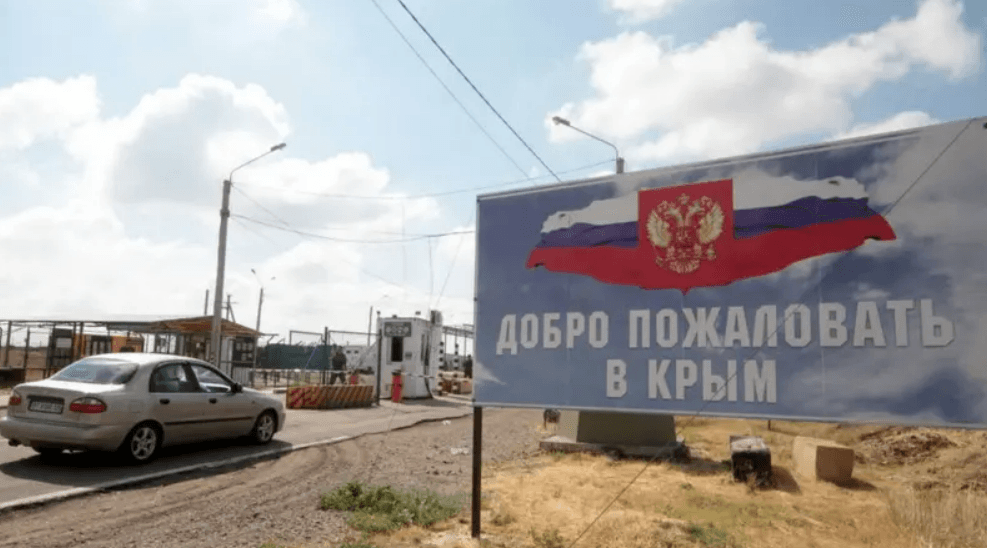 Як Росія знищує українську мову та культуру в Криму