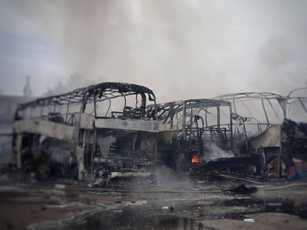 Росіяни вдарили по стоянці з автобусами в Одесі (ОНОВЛЕНО, ФОТО, ВІДЕО)