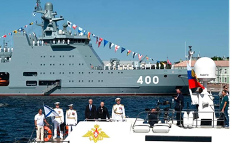 У Росії готуються скасувати головний парад на «День ВМФ» через загрози безпеці