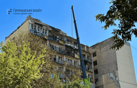 Наслідки удару по Солом'янському району Києва (фоторепортаж)