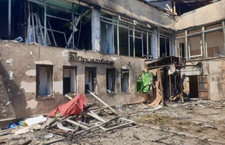 Двоє інкасаторів «ПриватБанку» загинули внаслідок обстрілу росіянами відділення у Дніпрі
