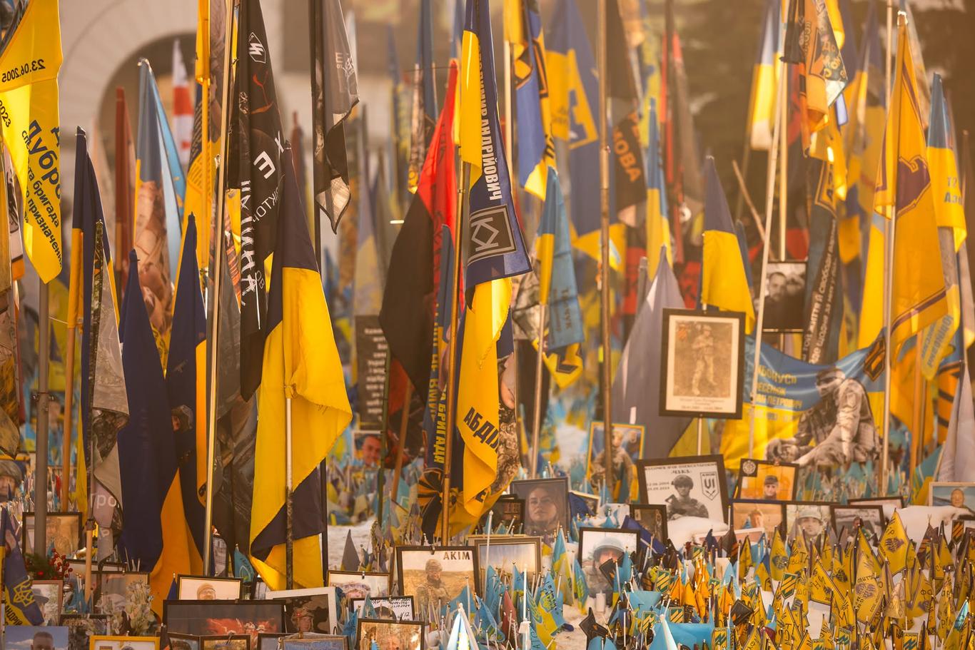 Сьогодні — День пам'яті загиблих захисників і захисниць України