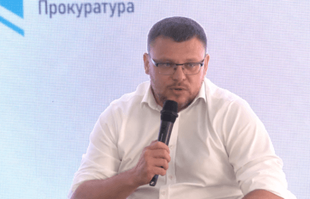 Директор НАБУ звинуватив СБУ в постійному тиску на його співробітників