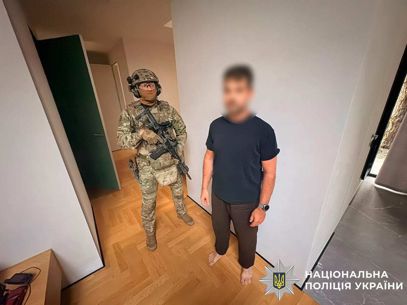 Схему незаконного оформлення відстрочок через приватні ліцеї викрили у Києві (ФОТО, ВІДЕО)