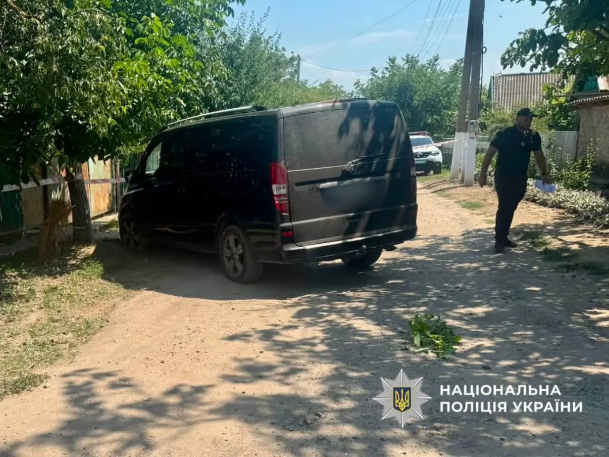 На Одещині мати випадково наїхала автомобілем на однорічного сина: хлопчик загинув