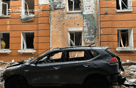 Російські дрони вдарили по бізнес-центру в Києві у Голосіївському районі