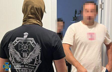 По всій Україні проводяться обшуки через фальсифікований препарат для схуднення — СБУ
