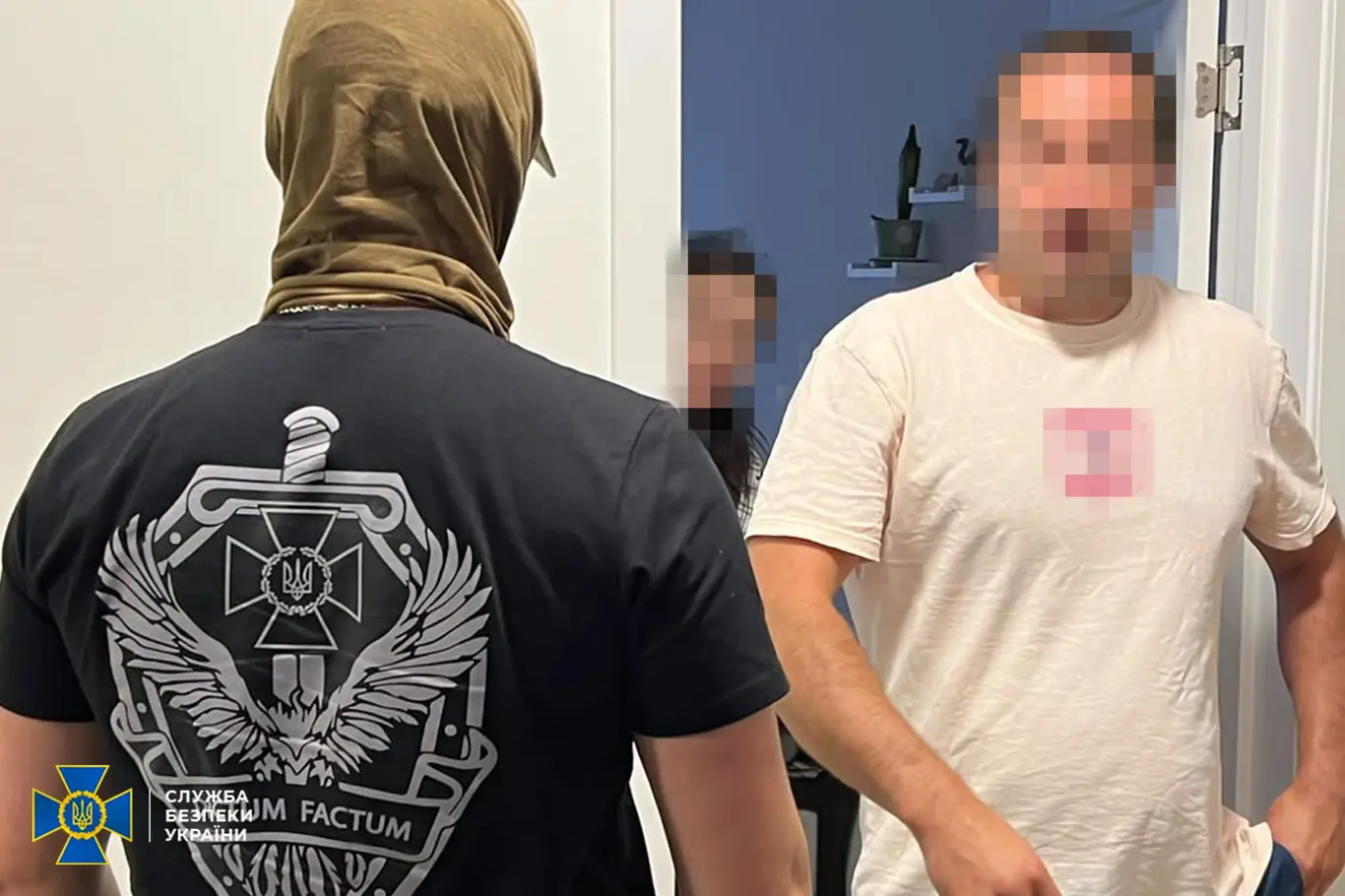 По всій Україні проводяться обшуки через фальсифікований препарат для схуднення — СБУ