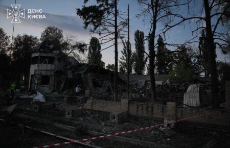 Росіяни атакували Київ та область дронами та ракетами, є загиблі (ФОТО)