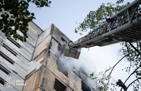 У Києві через падіння уламків дронів постраждали 14 людей