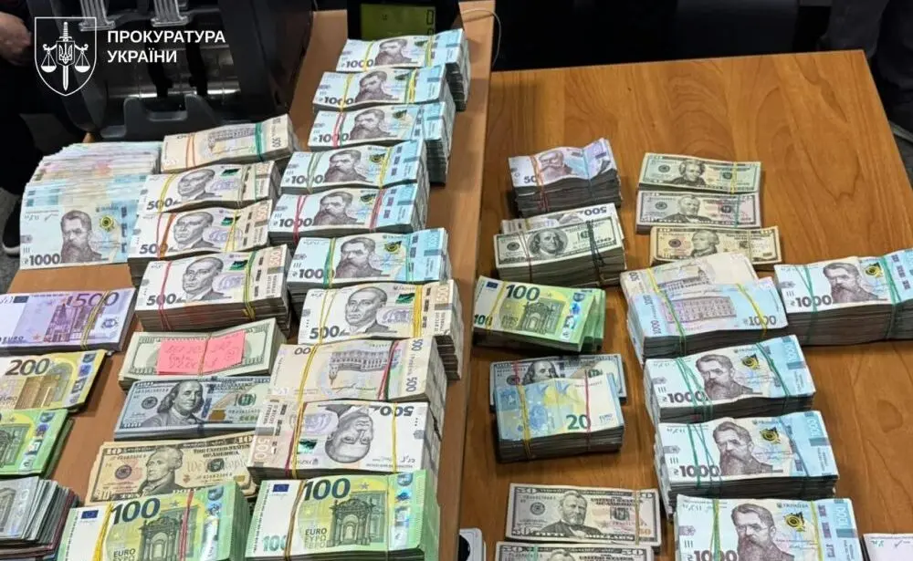 ОГП та БЕБ викрили «конвертаційний центр» з операціями на 23,5 млрд грн: кошти виводили через криптовалюту