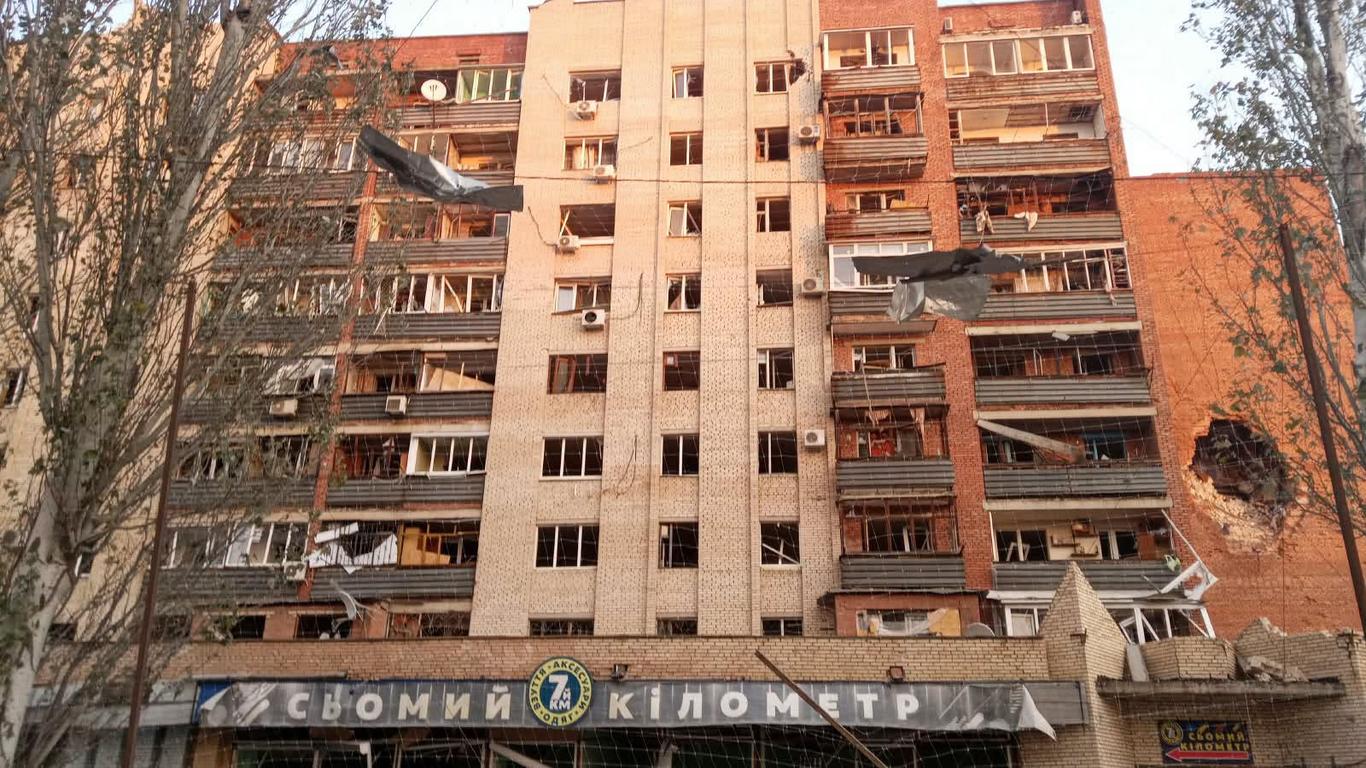РФ завдала авіаудару по центру Слов'янська