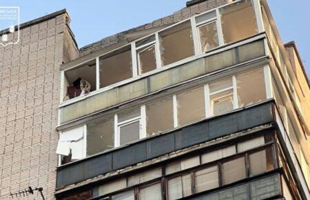 У Сумах внаслідок нічного удару дрона пошкоджено 3 багатоповерхівки