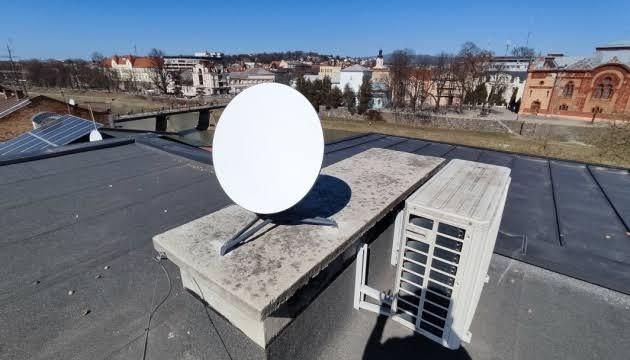 «Зрозуміло, звідки ноги ростуть»: політолог про рішення обмежити роботу Starlink в Україні