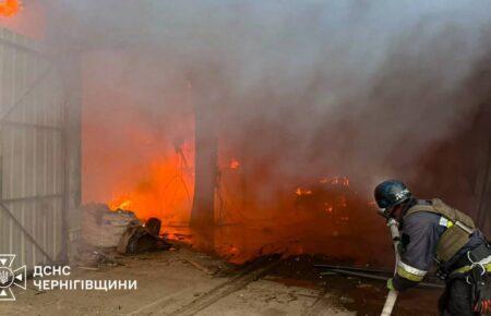Окупанти вдарили по приватному підприємству та складу на Чернігівщині