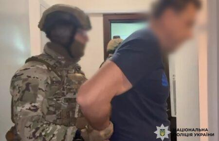 Група зловмисників викрала ветерана, щоб заволодіти його грошима у Києві