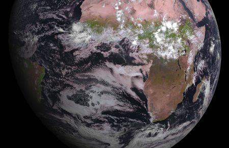 Погодний зонд MSG-4 передав нову фотографію Землі, — ESA