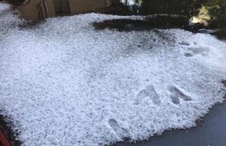 У Москві потужна злива із градом (ФОТО, ВІДЕО)