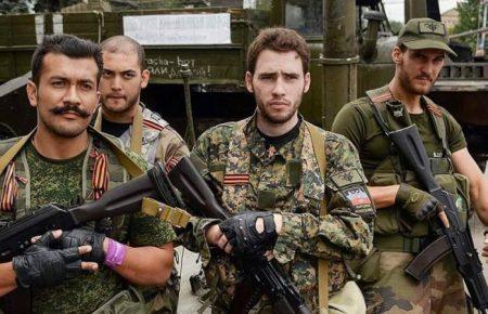 «ЛНР» и «ДНР» ведут между собой войну. «Малороссии» точно не будет, — волонтер