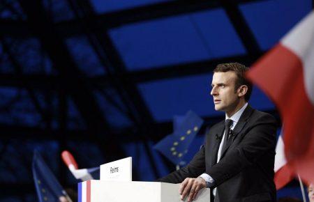 Не Макрону давати оцінки польському уряду, для цього є Брюссель, — Капітоненко