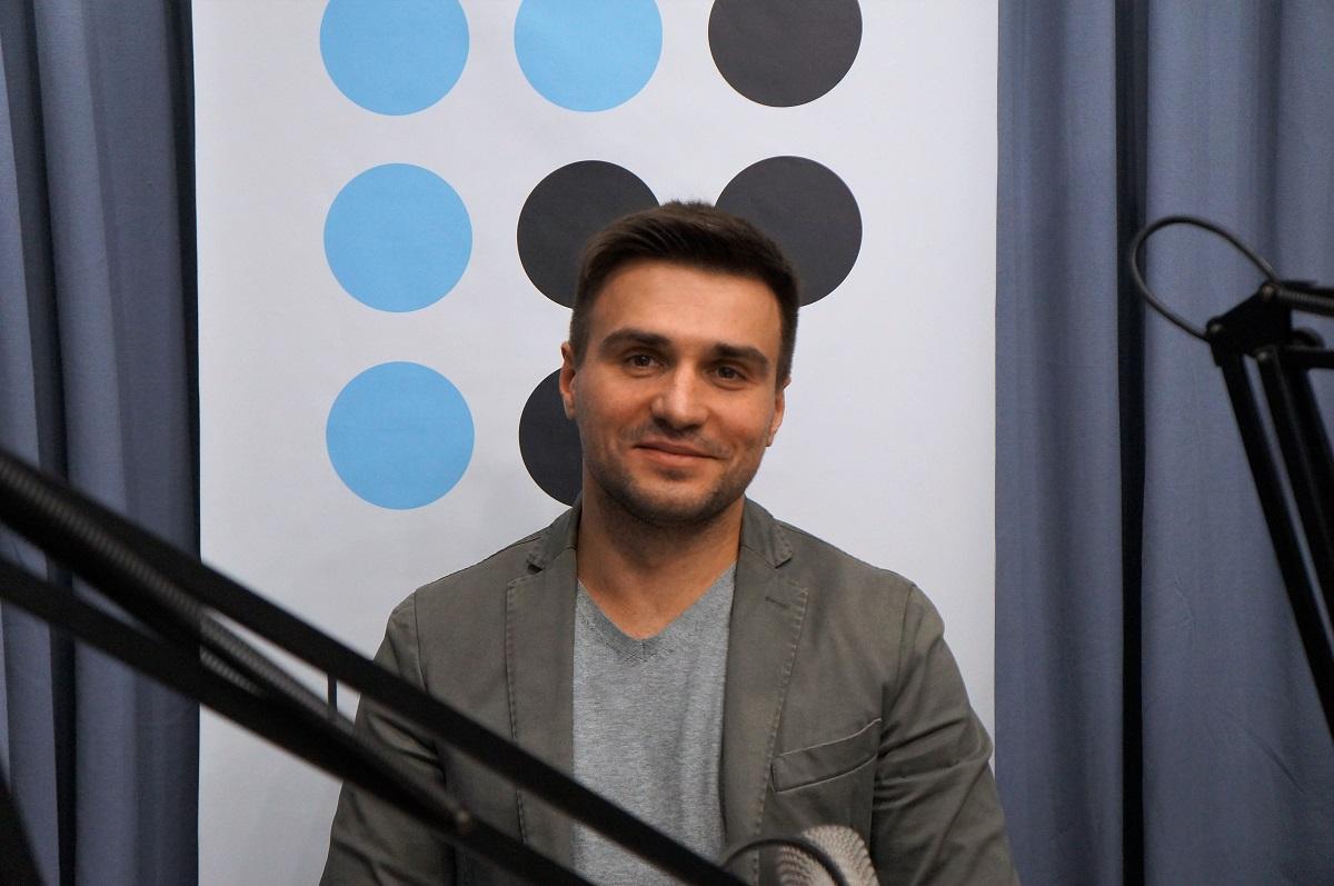 Відчуття відповідальності за країну у молоді та в людей, які жили в СРСР, майже не відрізняється, — соціолог