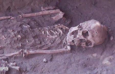 Археологи знайшли бенкетну залу стародавньої цивілізації у Перу (ФОТО, ВІДЕО)