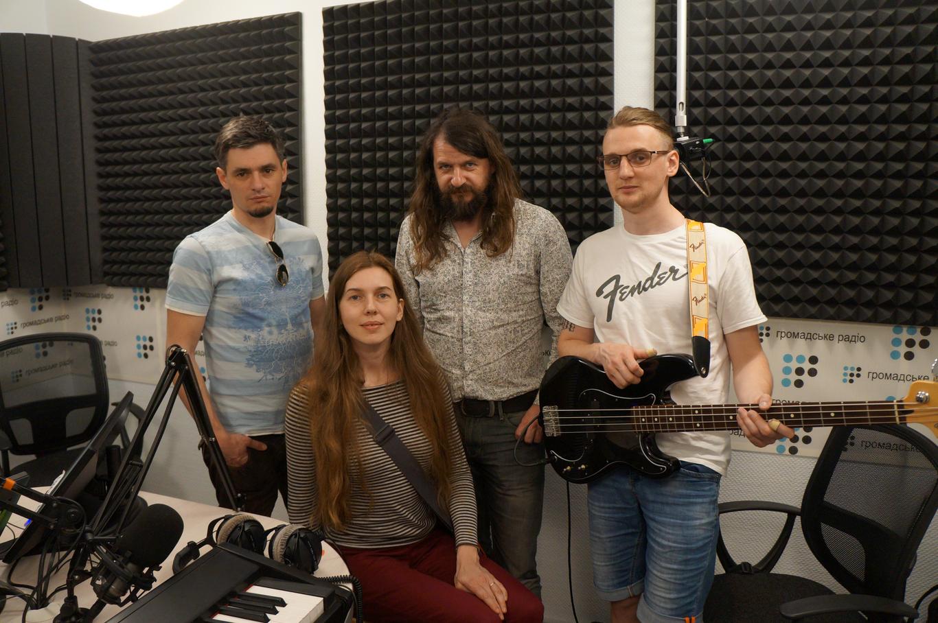 Пора року. Ефір за 15 квітня. «Rock-H/Рокаш» та «Анця»