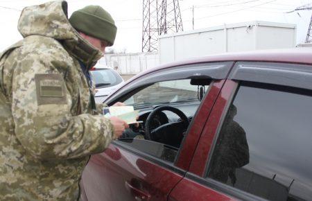 Затриманий на КПВВ чоловік розповів прикордонникам про службу у «ДНР»