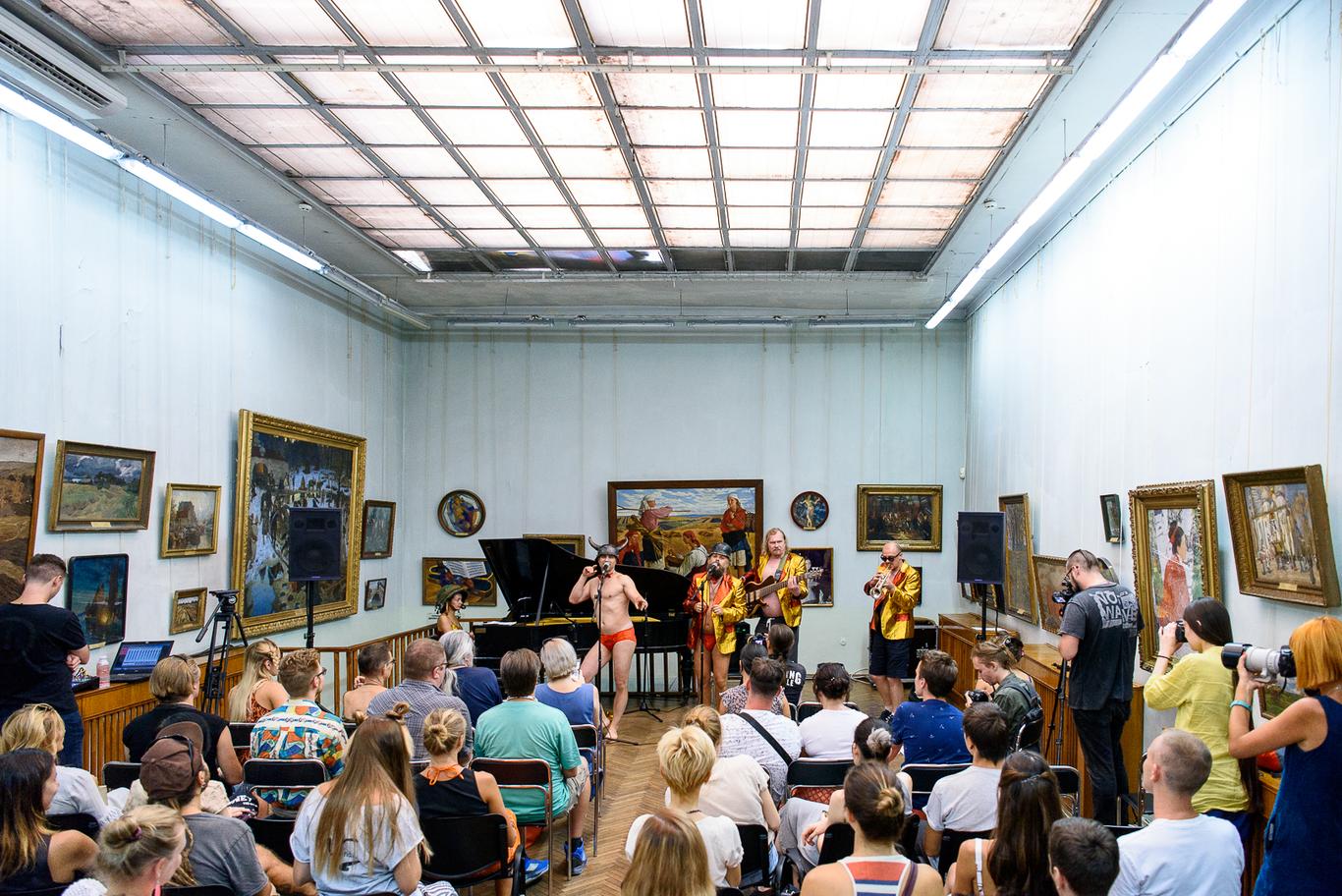 Чому в Одеському художньому музеї виступив гурт «Хамерман знищує віруси»? (ВІДЕО)