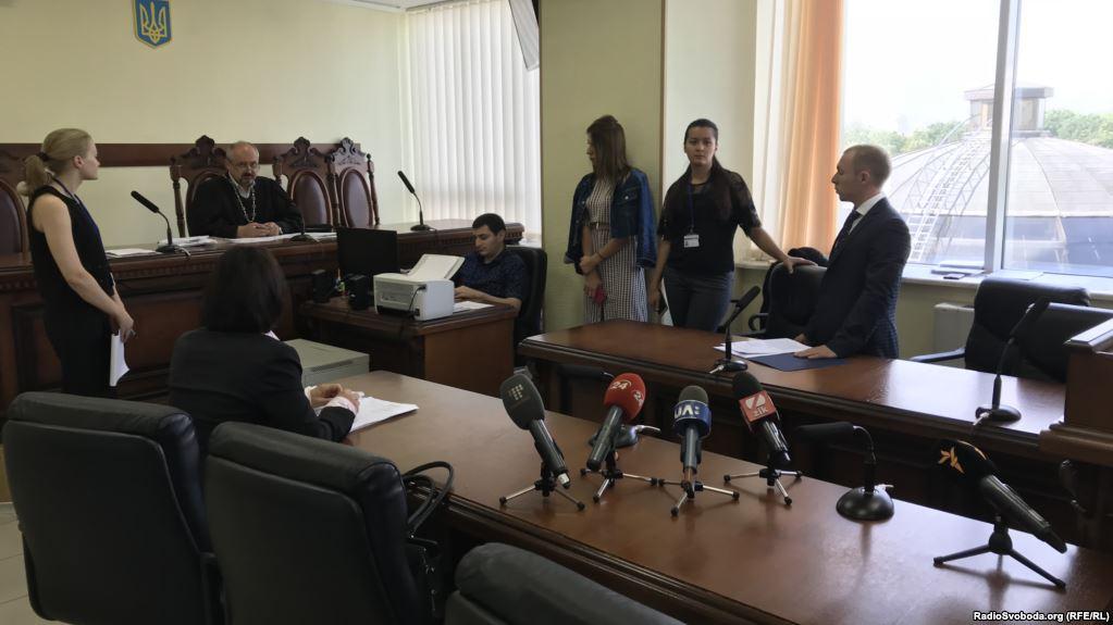 Суд відклав розгляд скарги журналістки-розслідувачки Седлецької