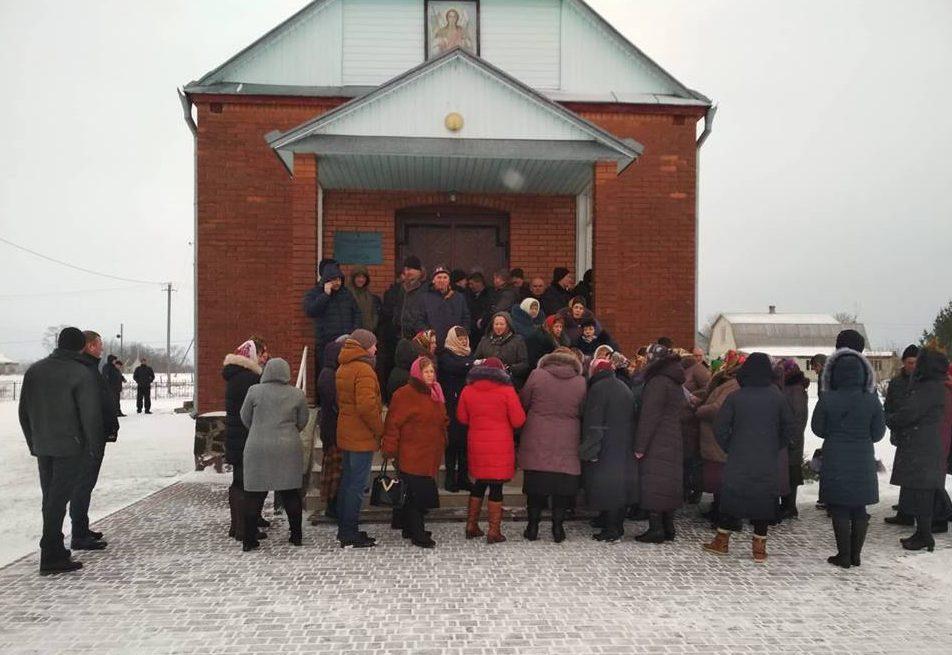 На Волині парафіяни не пустили священиків УПЦ МП до храму — голова РДА