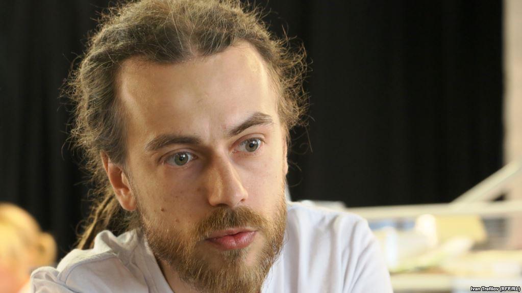 Помер російський репер Кирило Толмацький, відомий як Децл
