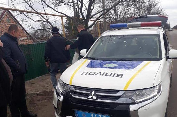 Контузія та поранення: на Запоріжжі чоловік викликав поліцейських і кинув у них гранату