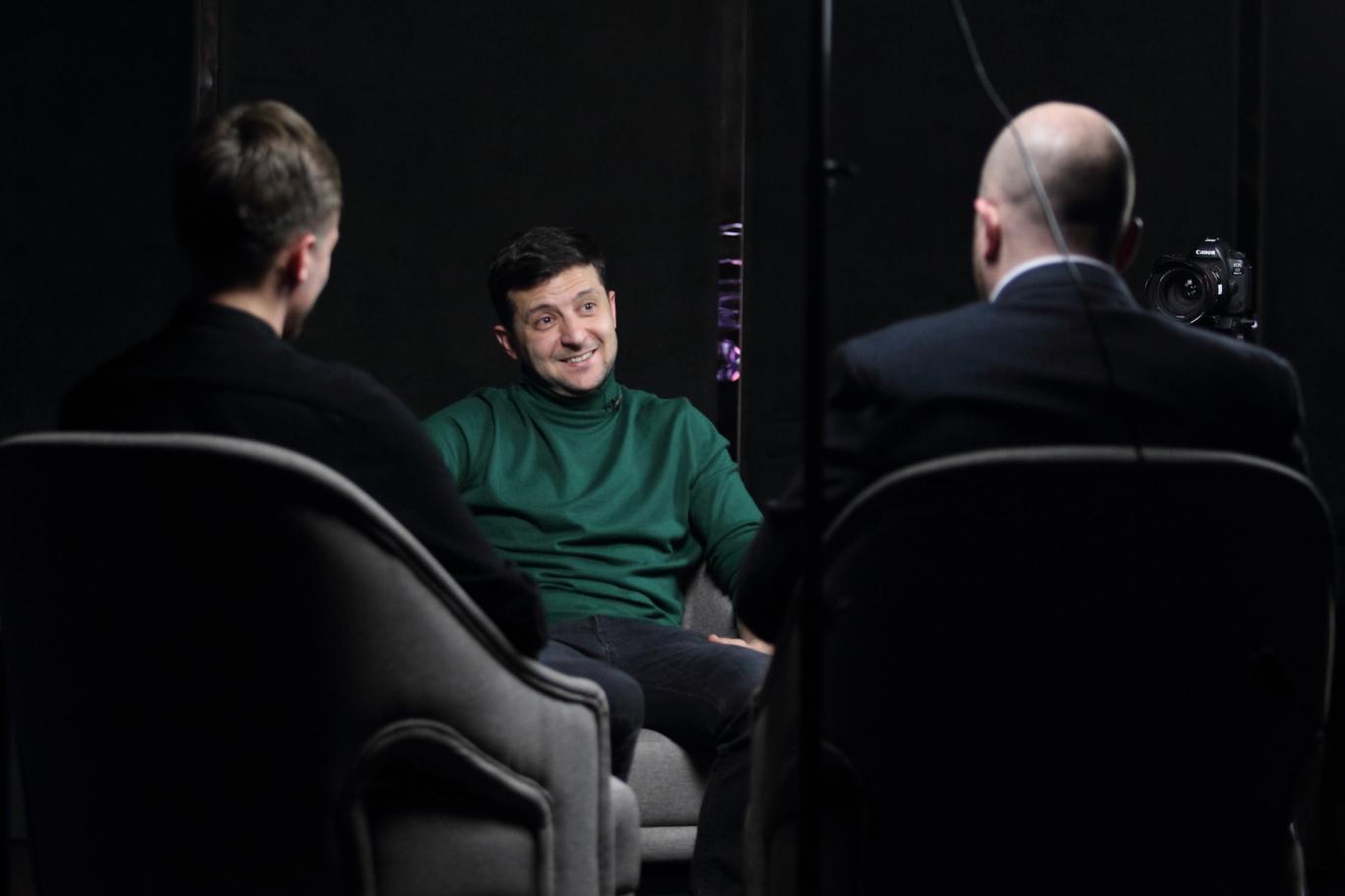 Суд не заборонив Зеленському використовувати особисту сторінку у Facebook для агітації