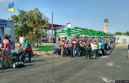 Під час розмінування біля КПВВ «Станиця Луганська» виявили близько 50 вибухонебезпечних предметів