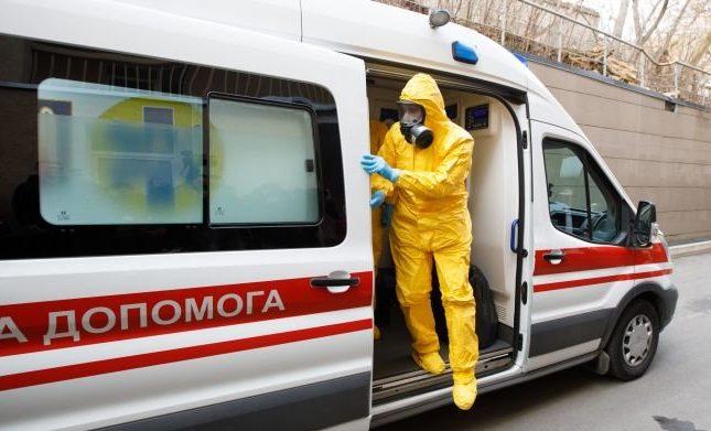 У Чернівцях з підозрою на коронавірус шпиталізували жінку і двох дітей