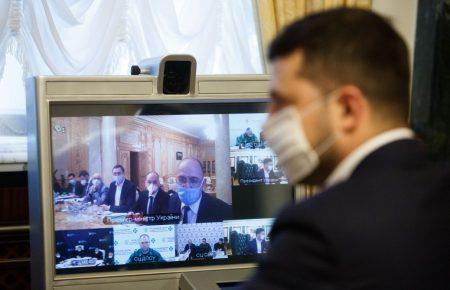 В Україні стартують клінічні дослідження вітчизняних ліків проти коронавірусу