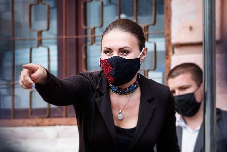 Депутатці Федині вручили обвинувальний акт
