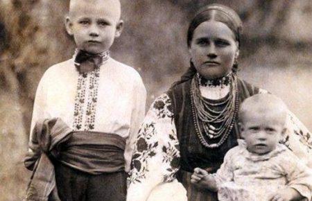 У материнстві наших бабусь не було нічого романтичного, це була важка праця — докторка історичних наук Оксана Кісь