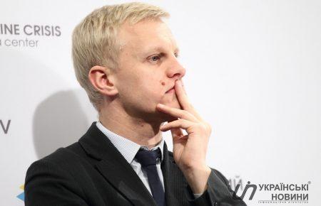 Перезавантаження КСУ не більш неконституційне, ніж було позбавлення повноважень Януковича — теж рішенням Ради — Шабунін