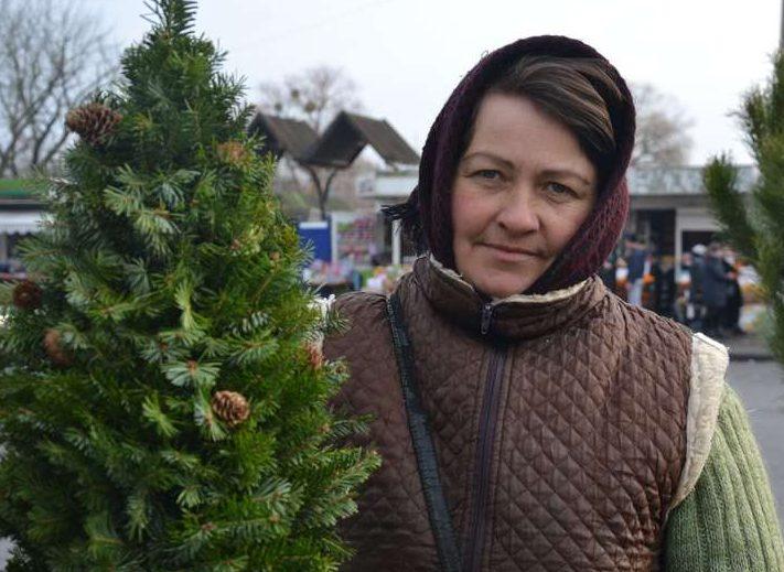Ялинка має бути з биркою, смолою на стовбурі і зеленими гілками — поради речниці Держлісагентства