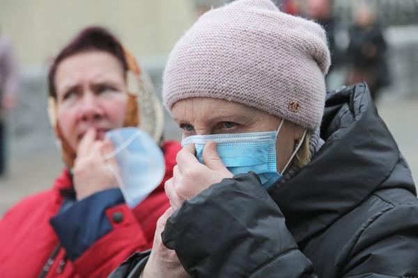 За прошедшие сутки в Украине диагностировали более 4 тысяч новых случаев коронавируса