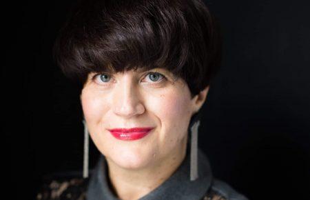 Ніж перейматися романтичними стосунками двох принцес, поцікавтеся, чи вашу дитину не булять у школі — Лариса Денисенко