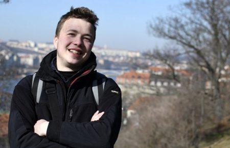 Дівчину білоруського опозиціонера Протасевича могли затримати разом з ним — ЗМІ