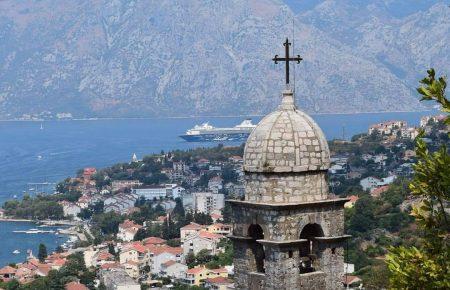 Чорногорія посилює карантинні обмеження