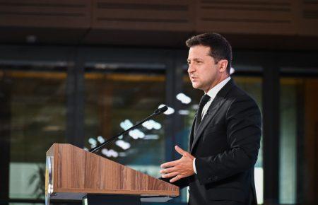 Не знаю правника, який би вважав указ президента про відсторонення Тупицького правовим — політолог