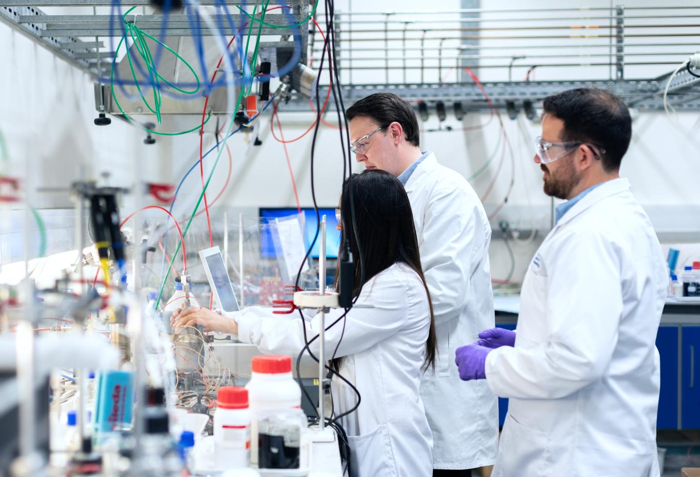 Гранти в науці та сполуки-перемикачі для маркування вакцин: інтерв’ю з хімікинею Олесею Кучерів