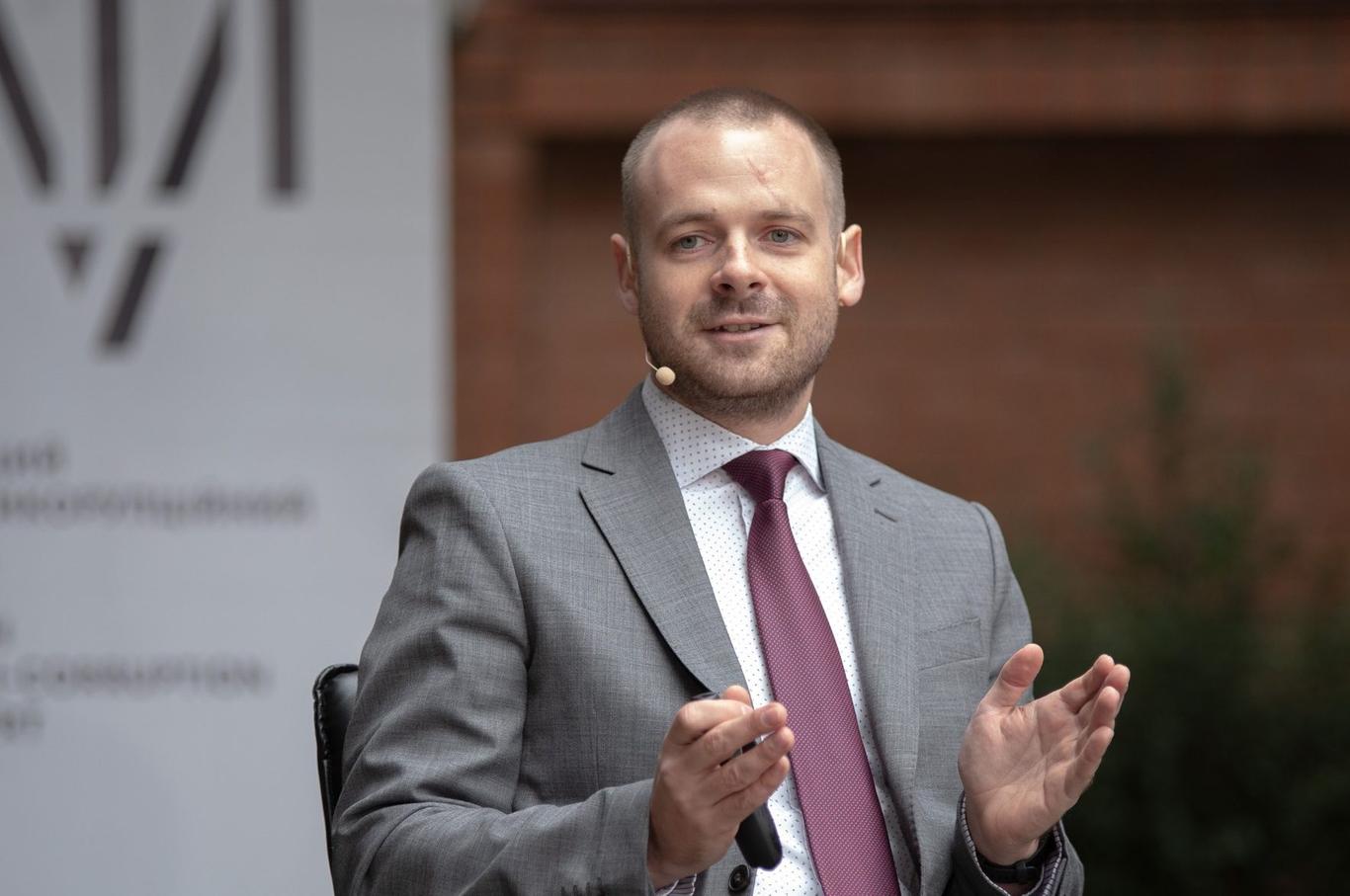 Поліції треба краще комунікувати свої невдачі — Євген Крапивін