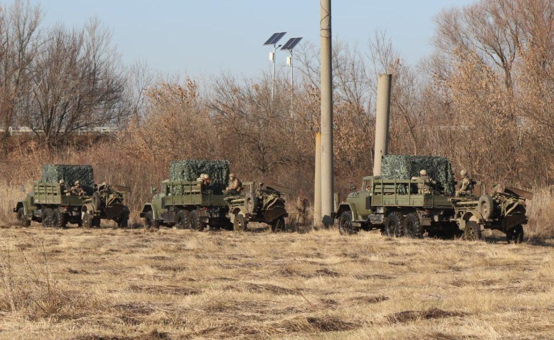 Бойовики поранили українського військового на Донбасі